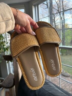 NEW Aerie Woven Tan Slide Sandals with velcro